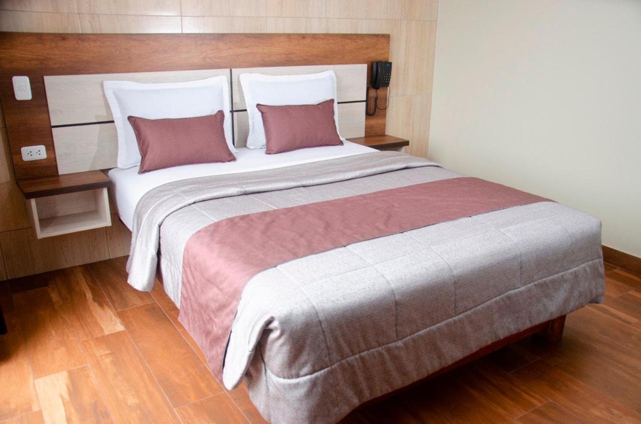 Martinika Hotel Lima Luaran gambar
