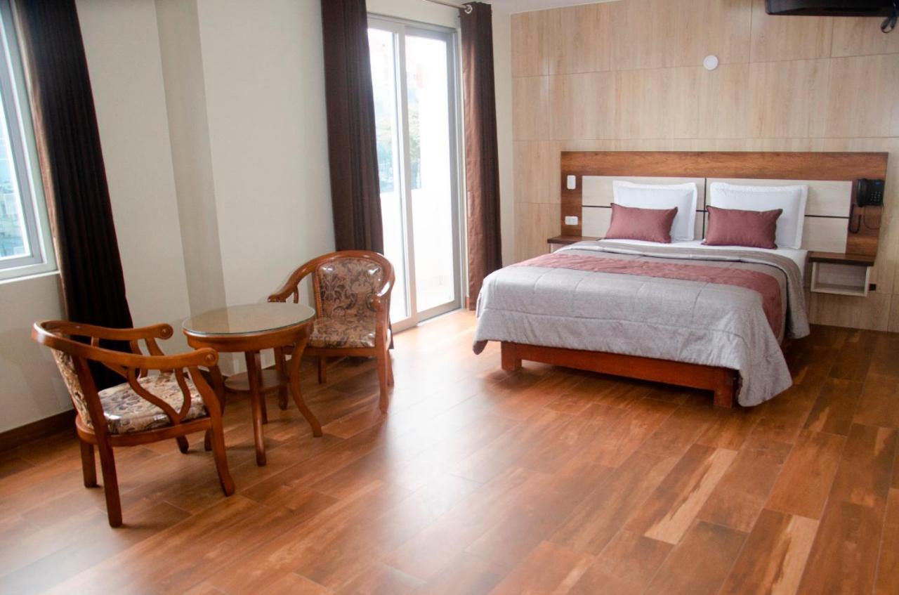 Martinika Hotel Lima Luaran gambar