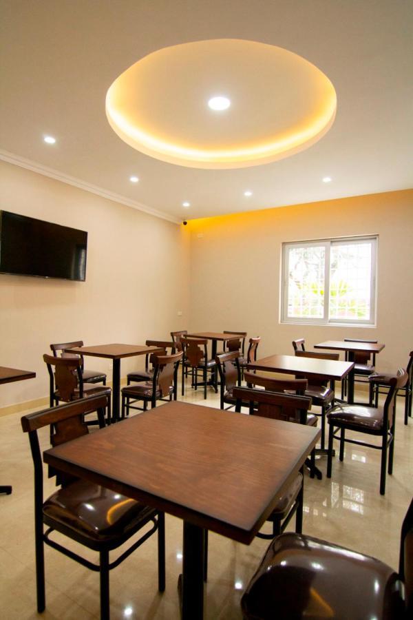 Martinika Hotel Lima Luaran gambar